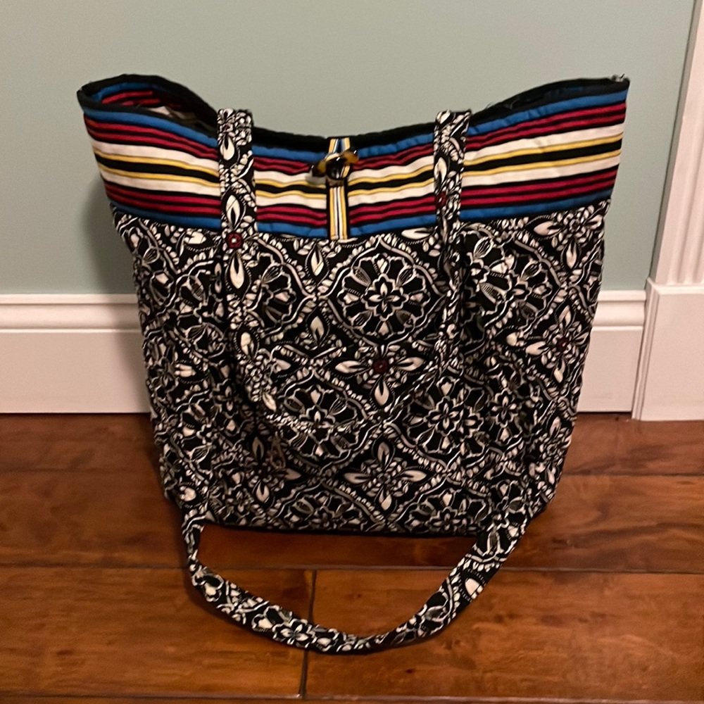 Vera Bradley tote bag